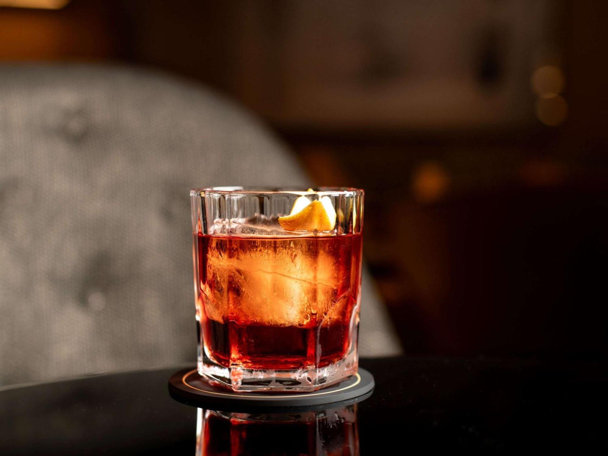Sofitel Frankfurt Opera Hotel Франкфурт на Майн Екстериор снимка Negroni